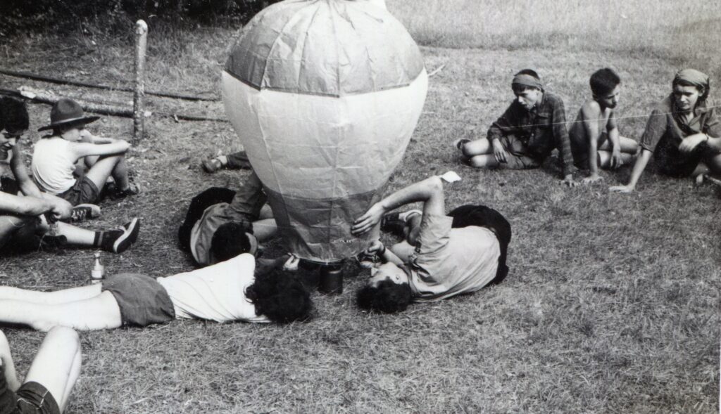 1955 – Camp Les Eyzies