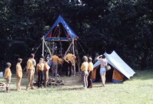 1985 – Camp Coat ermitt