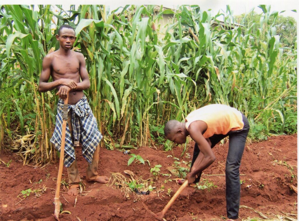 2001 – Camp Benin